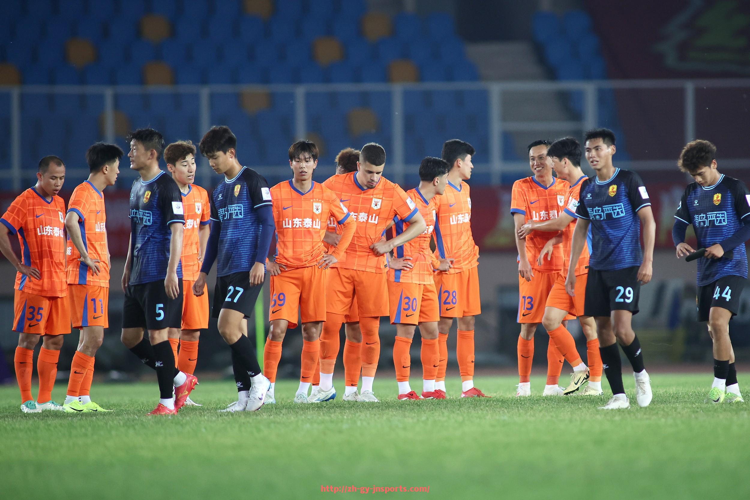 JN江南体育-2016年NBA总冠军勇士队与骑士队对决回顾