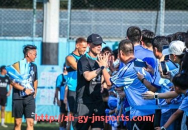 JN江南体育-来自北欧的英超球员：适应性分析与战术影响
