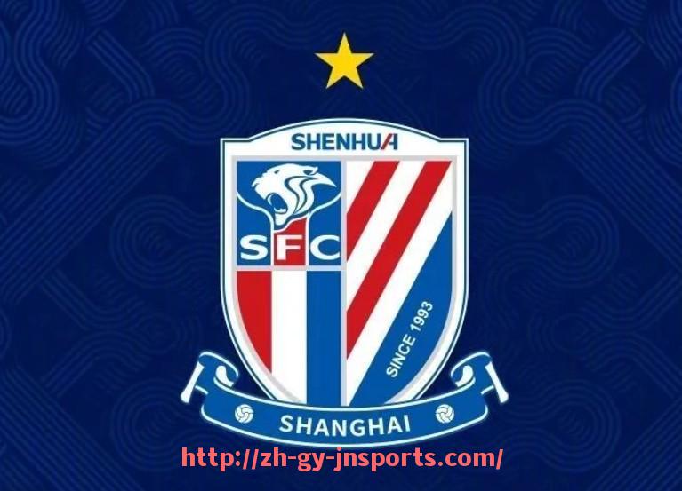 JN江南体育-英超球员娇妻和家庭生活揭秘